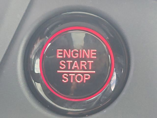 New 2025 Honda Pilot Touring image 18