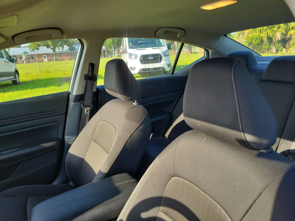 Used 2024 Nissan Altima 2.5 SV FWD image 20