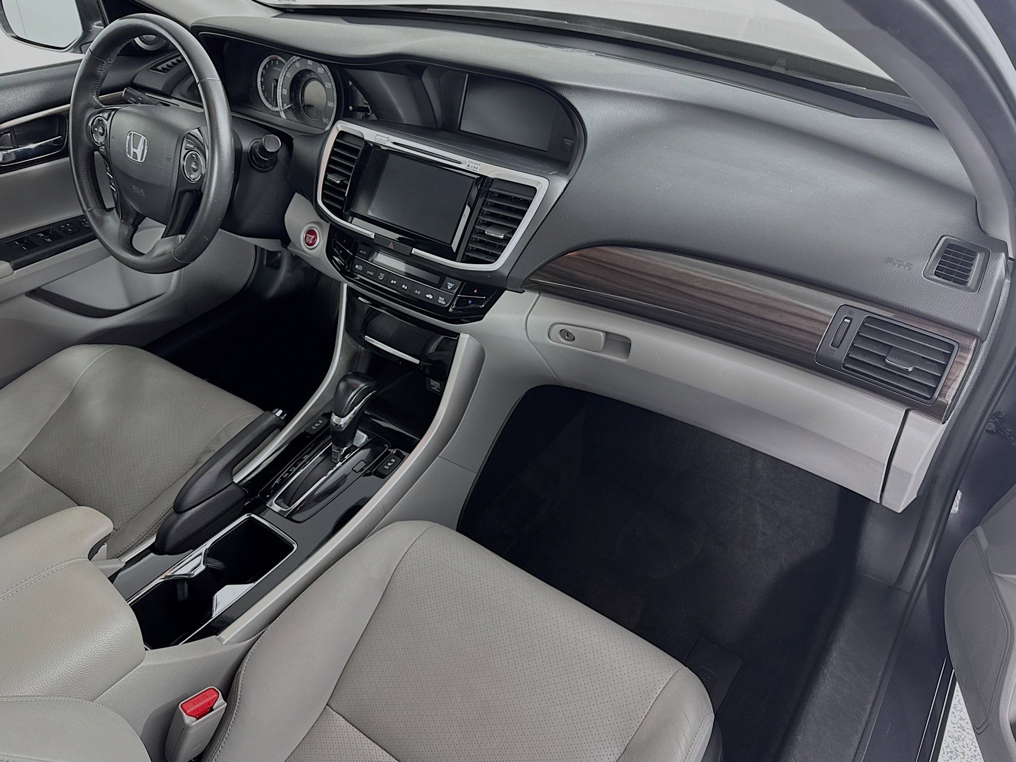 Used 2016 Honda Accord EX-L image 28