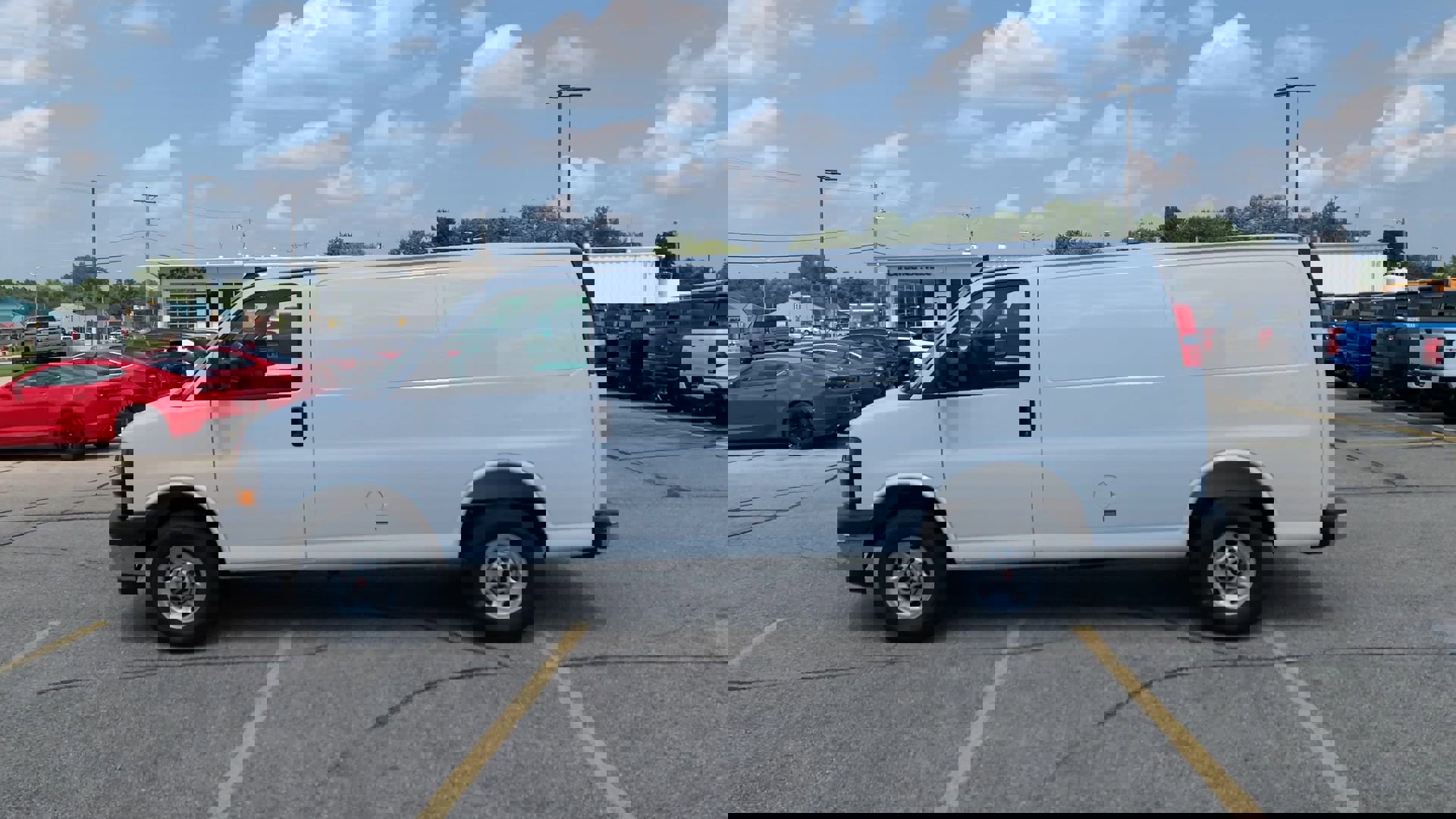 New 2025 GMC Savana 2500 w/ Driver Convenience Package image 29