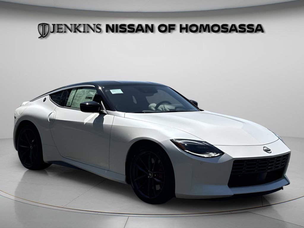 New 2026 Nissan Z Performance w/ Floor Mat Package