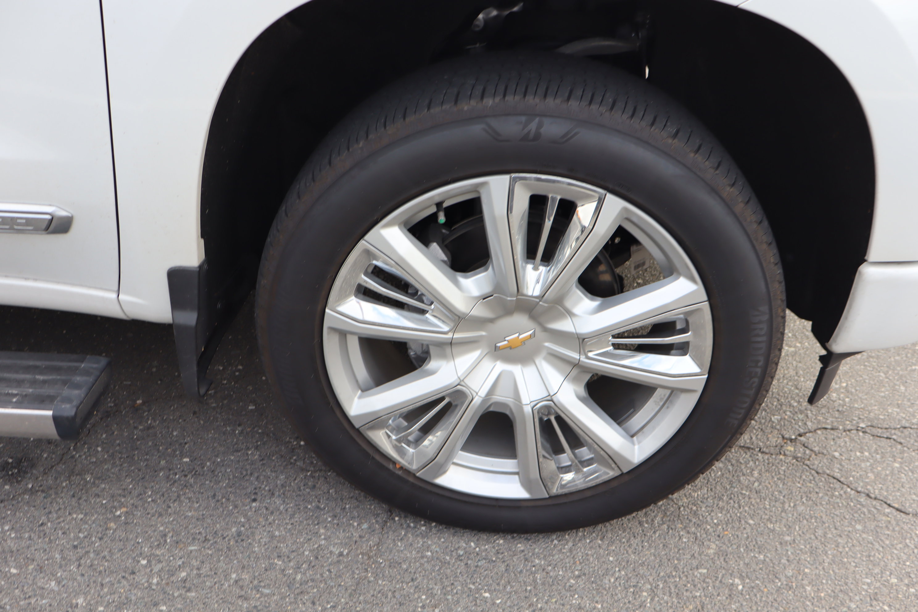 Certified 2025 Chevrolet Silverado 1500 High Country image 40