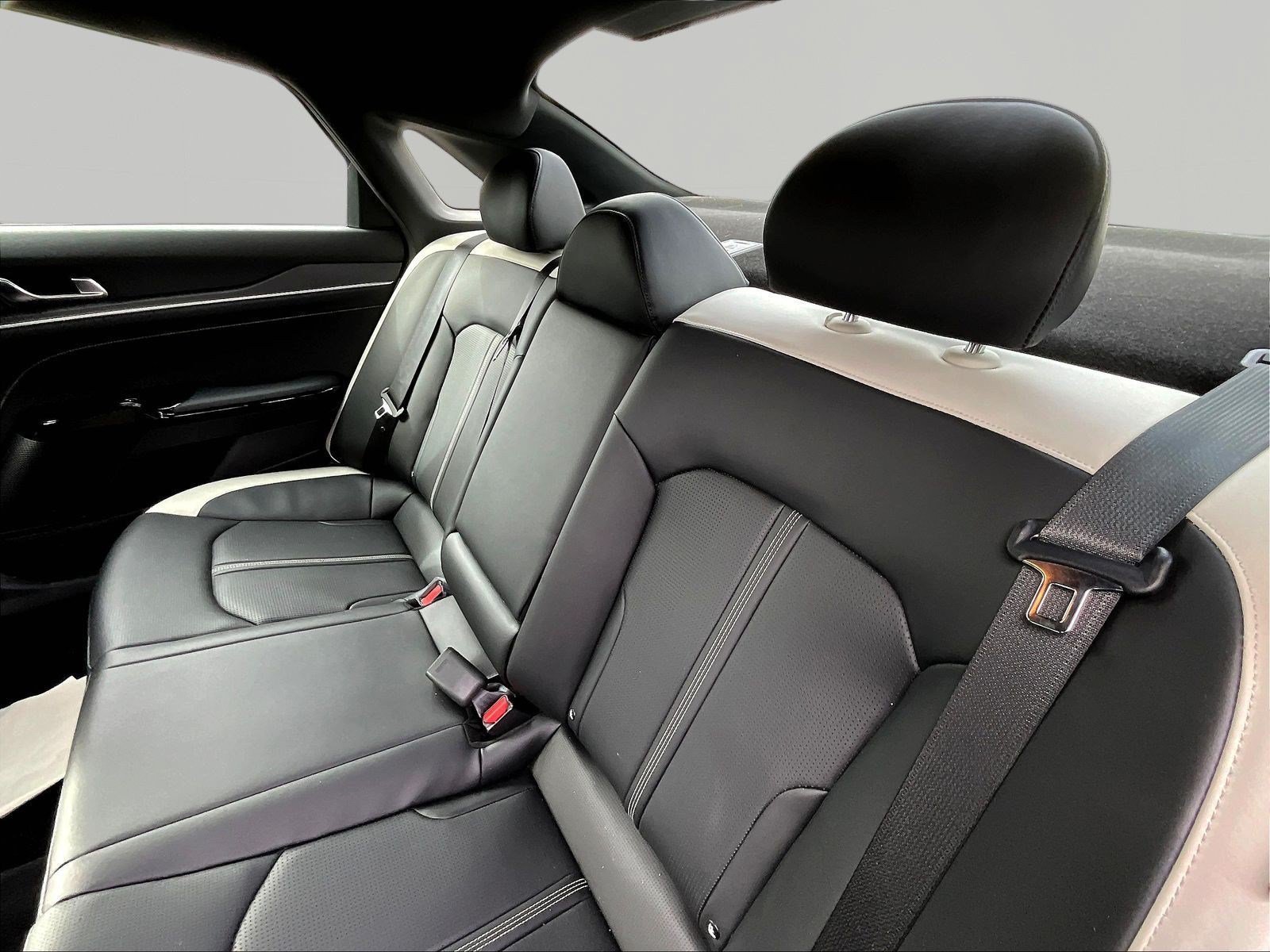 Used 2025 Kia K5 GT-Line FWD image 21