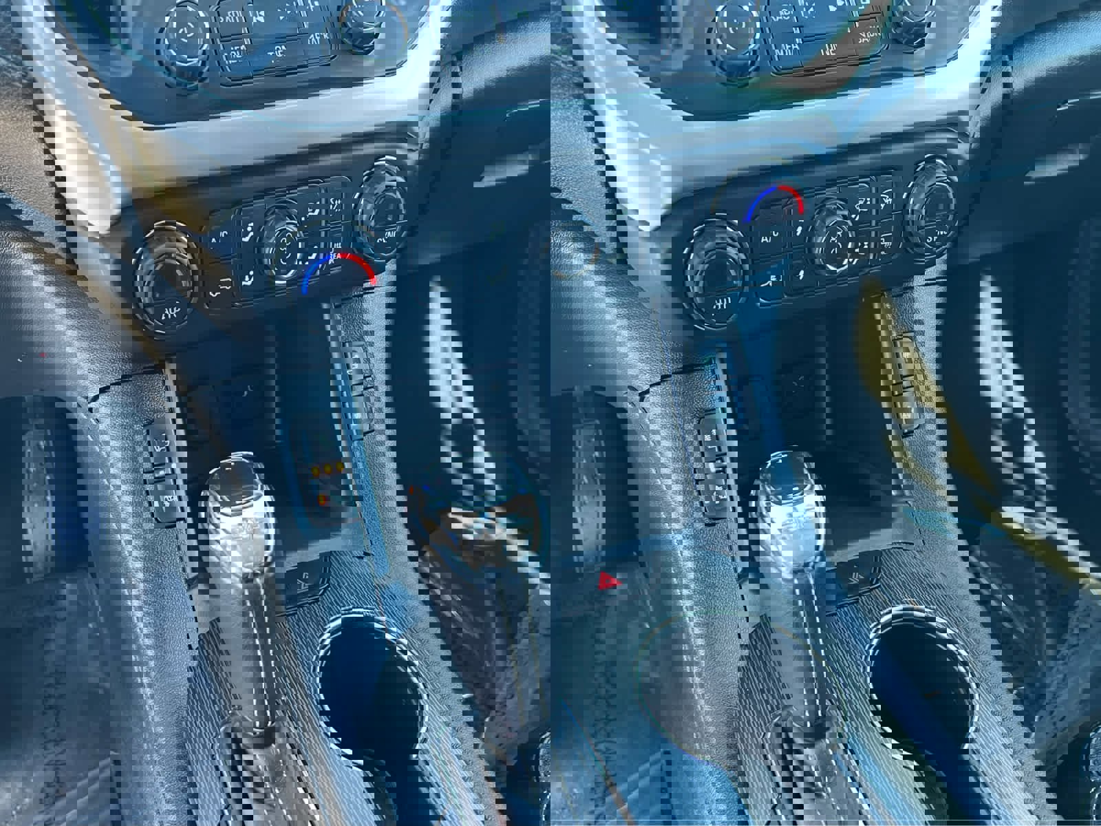 Used 2019 GMC Acadia SLT image 35