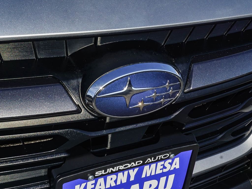 Used 2025 Subaru Outback Premium AWD/4WD image 11