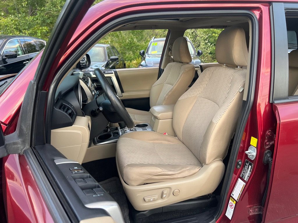 Used 2011 Toyota 4Runner SR5 image 13