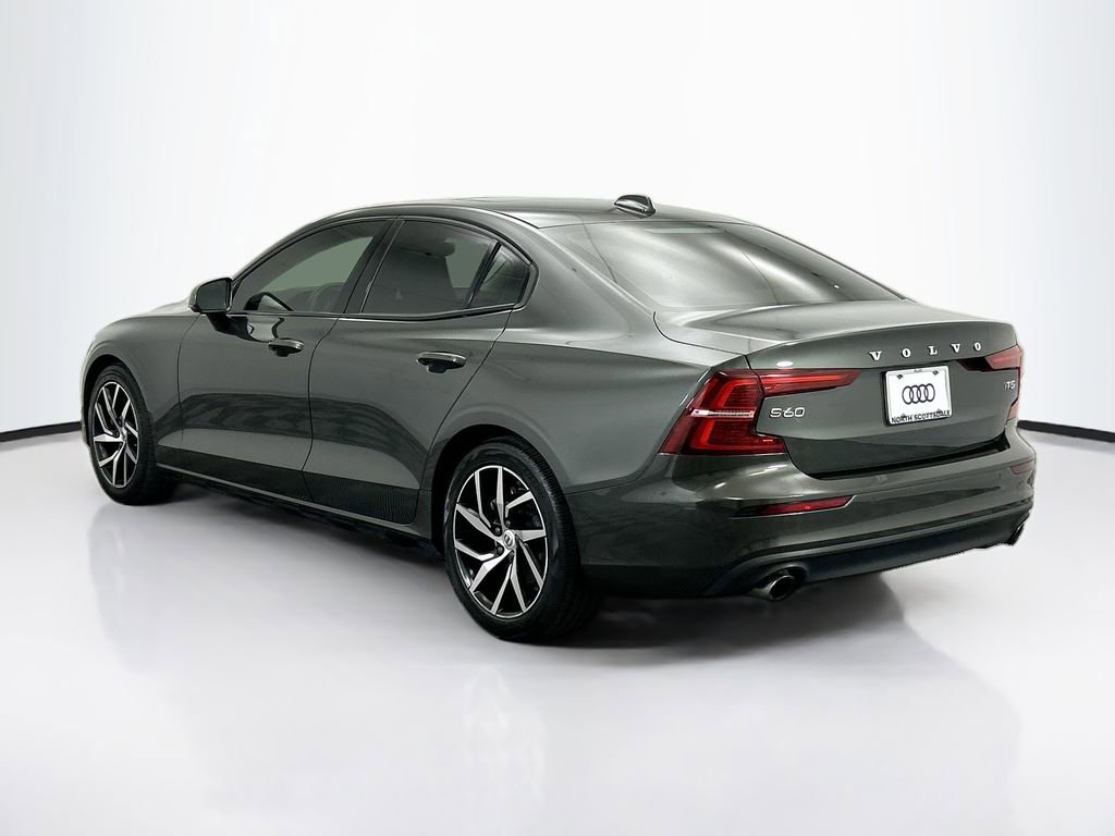 Used 2020 Volvo S60 T5 Momentum image 7
