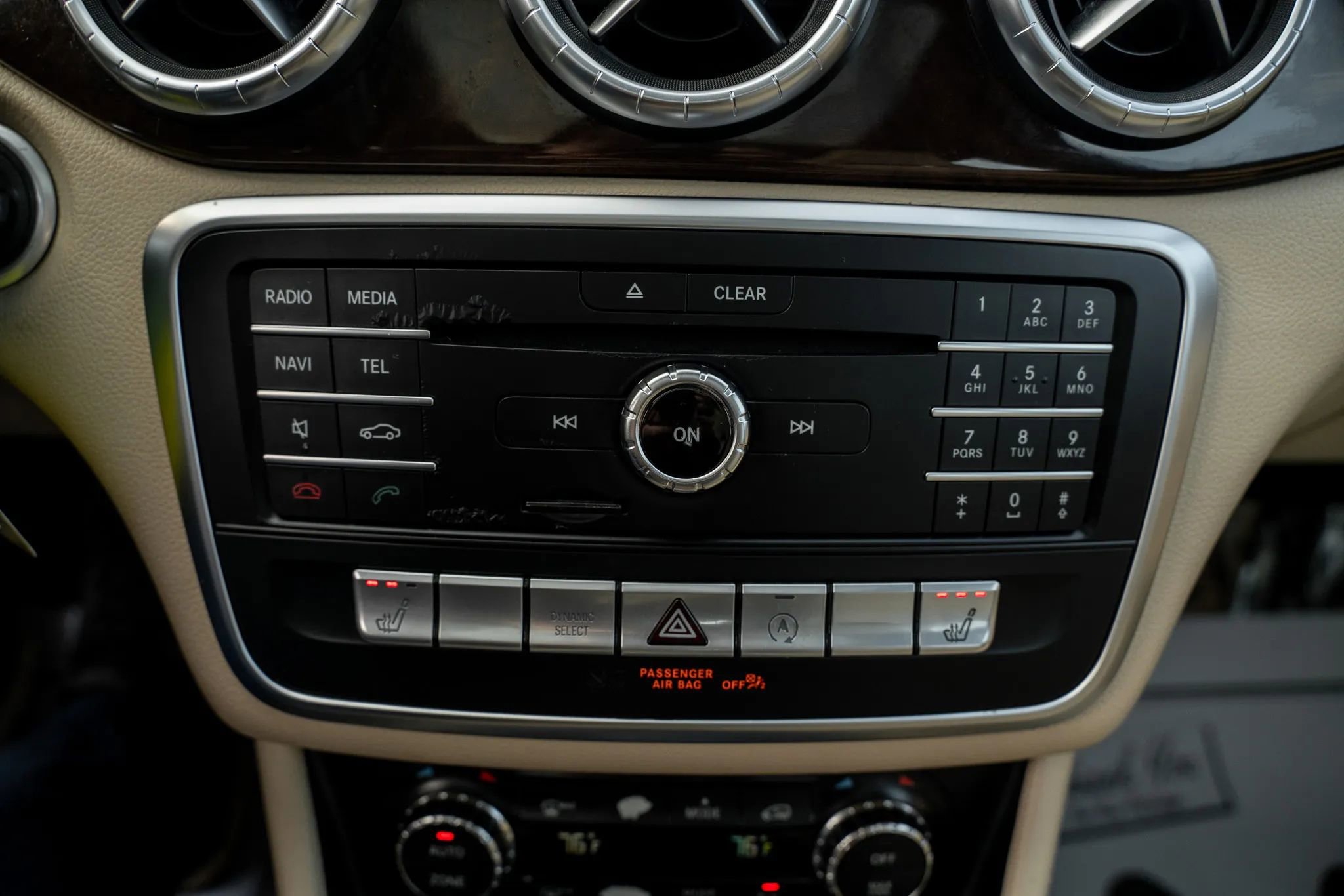 Used 2018 Mercedes-Benz CLA 250 4MATIC image 24