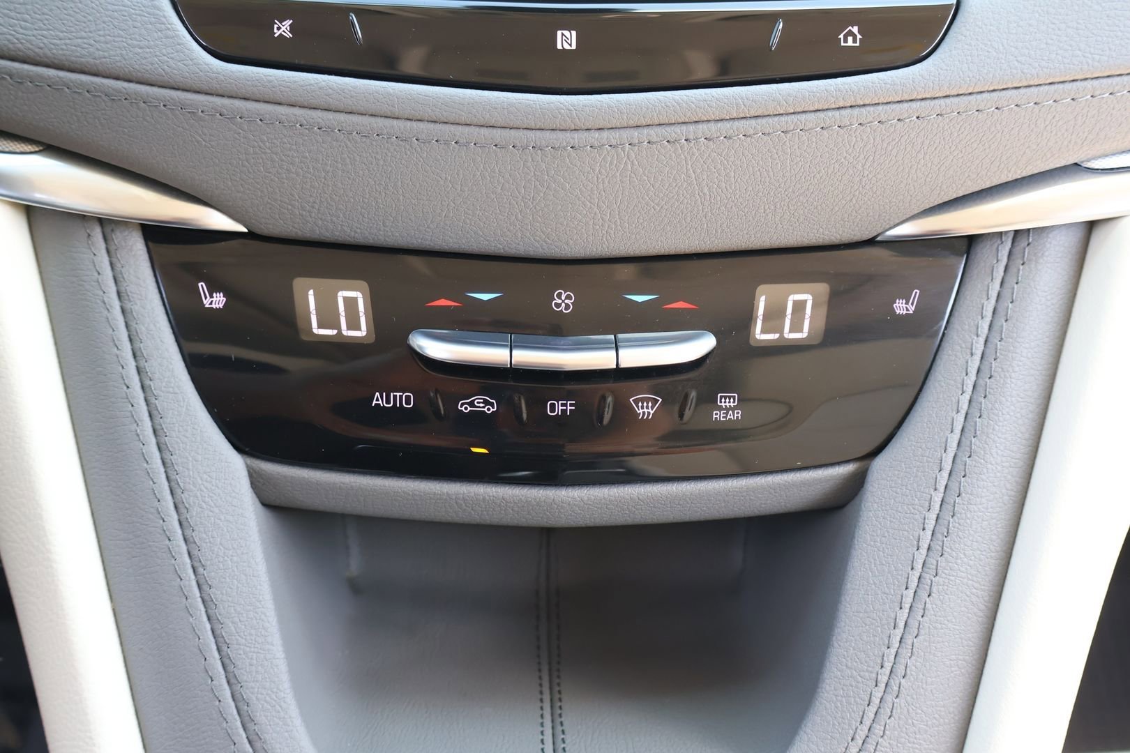 Used 2021 Cadillac XT5 Premium Luxury image 25