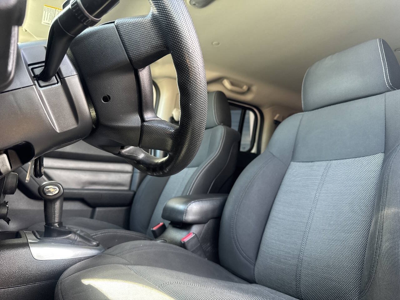 Used 2008 HUMMER H3 AWD/4WD image 27