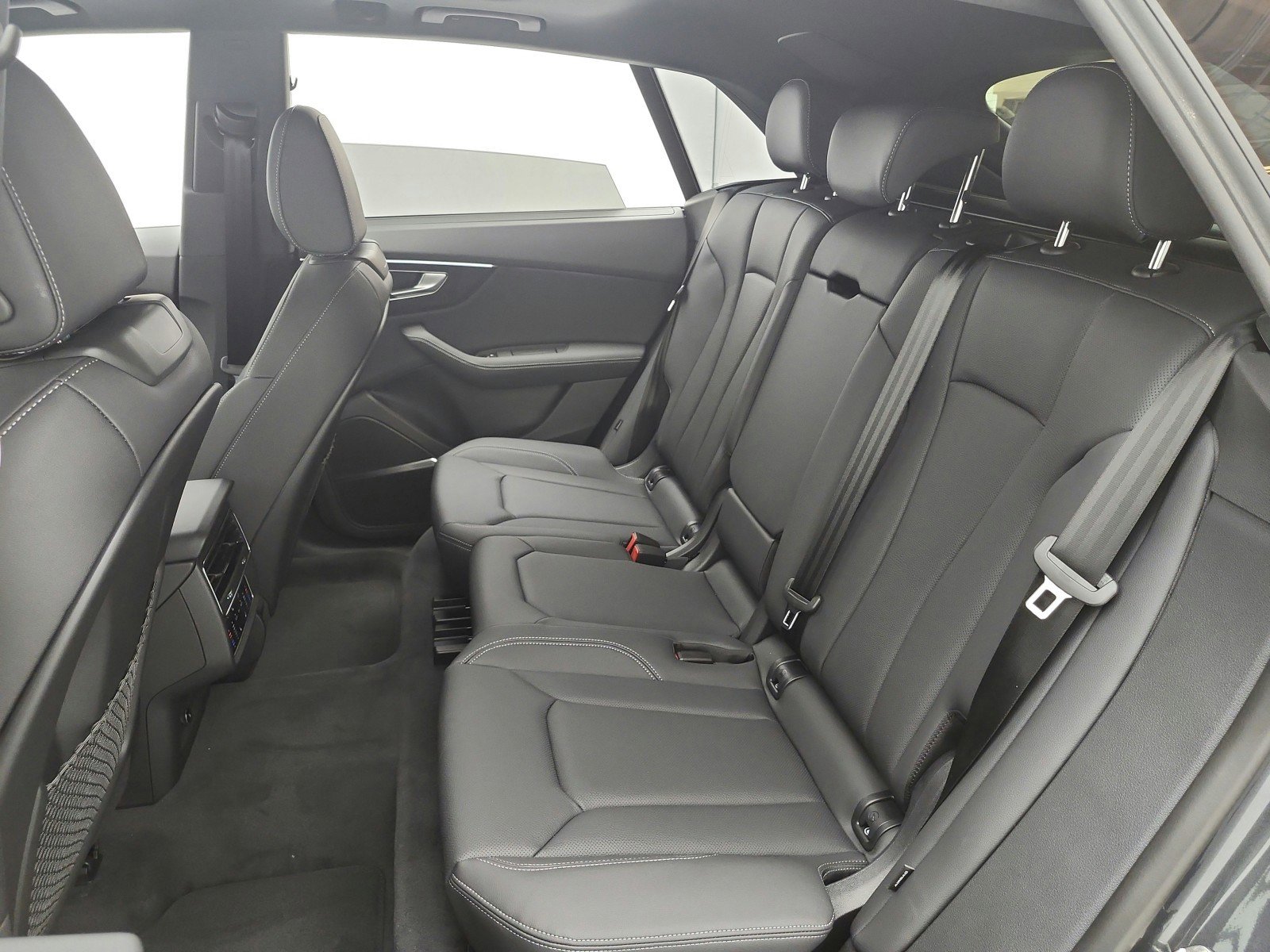 New 2026 Audi Q8 Premium Plus image 10