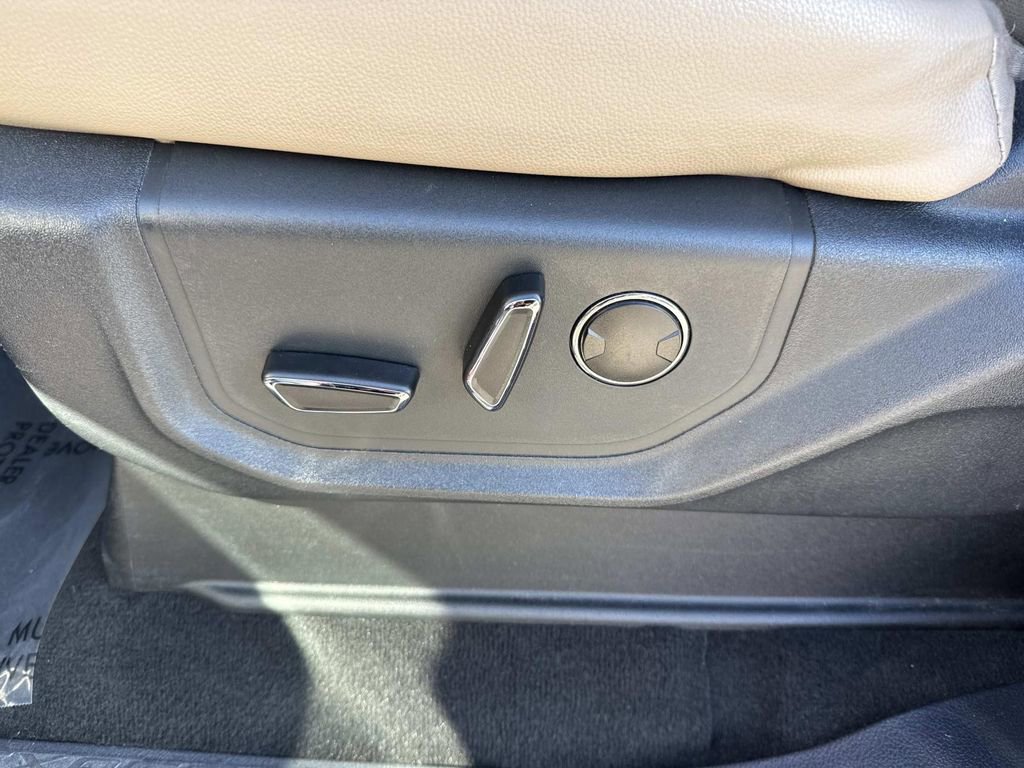 Used 2024 Ford Expedition Max Limited image 26