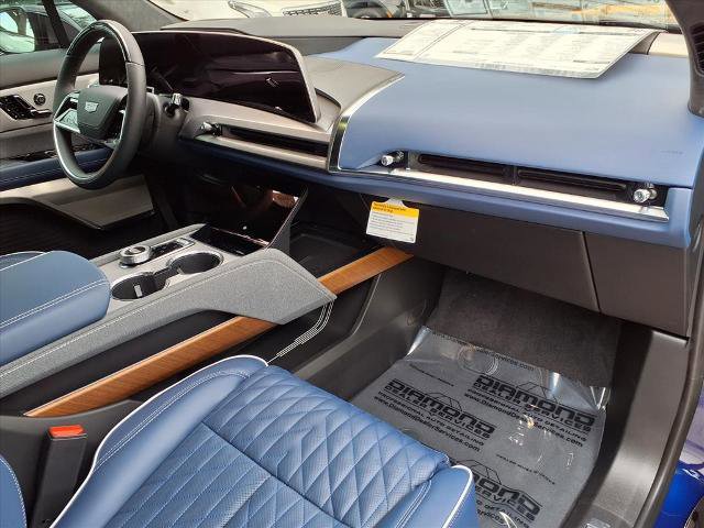 New 2026 Cadillac Vistiq Premium Luxury image 8