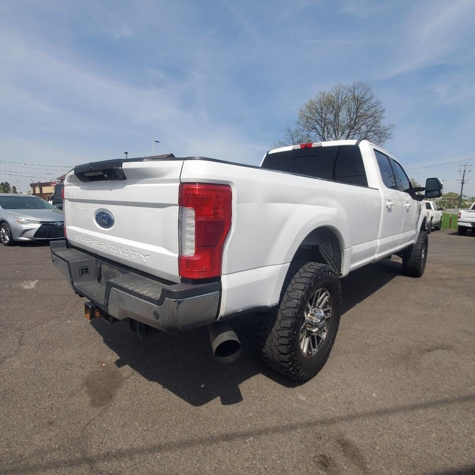 Used 2019 Ford F350 Lariat w/ Lariat Ultimate Package image 6