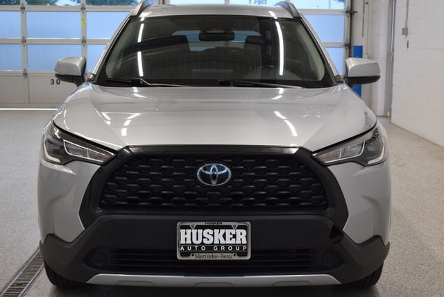 Used 2024 Toyota Corolla Cross LE AWD/4WD image 3