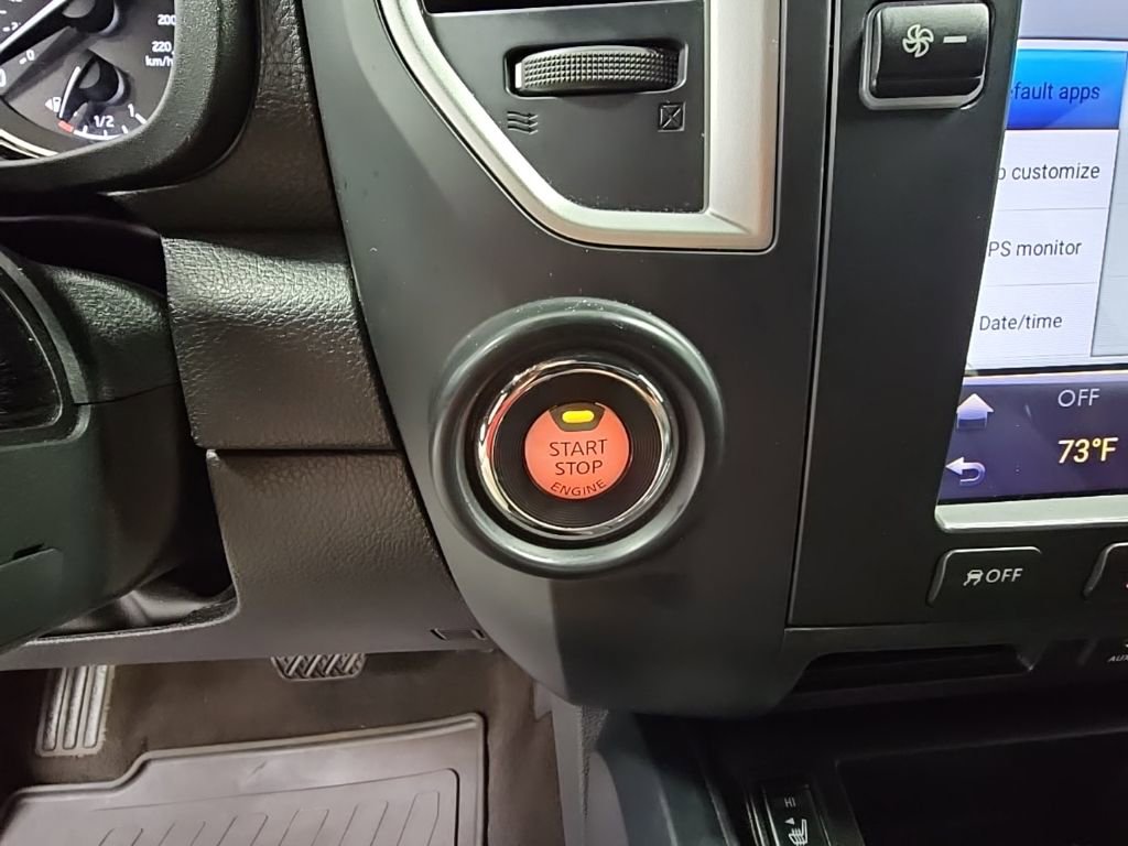 Used 2018 Nissan Titan SL w/ Midnight Edition image 24