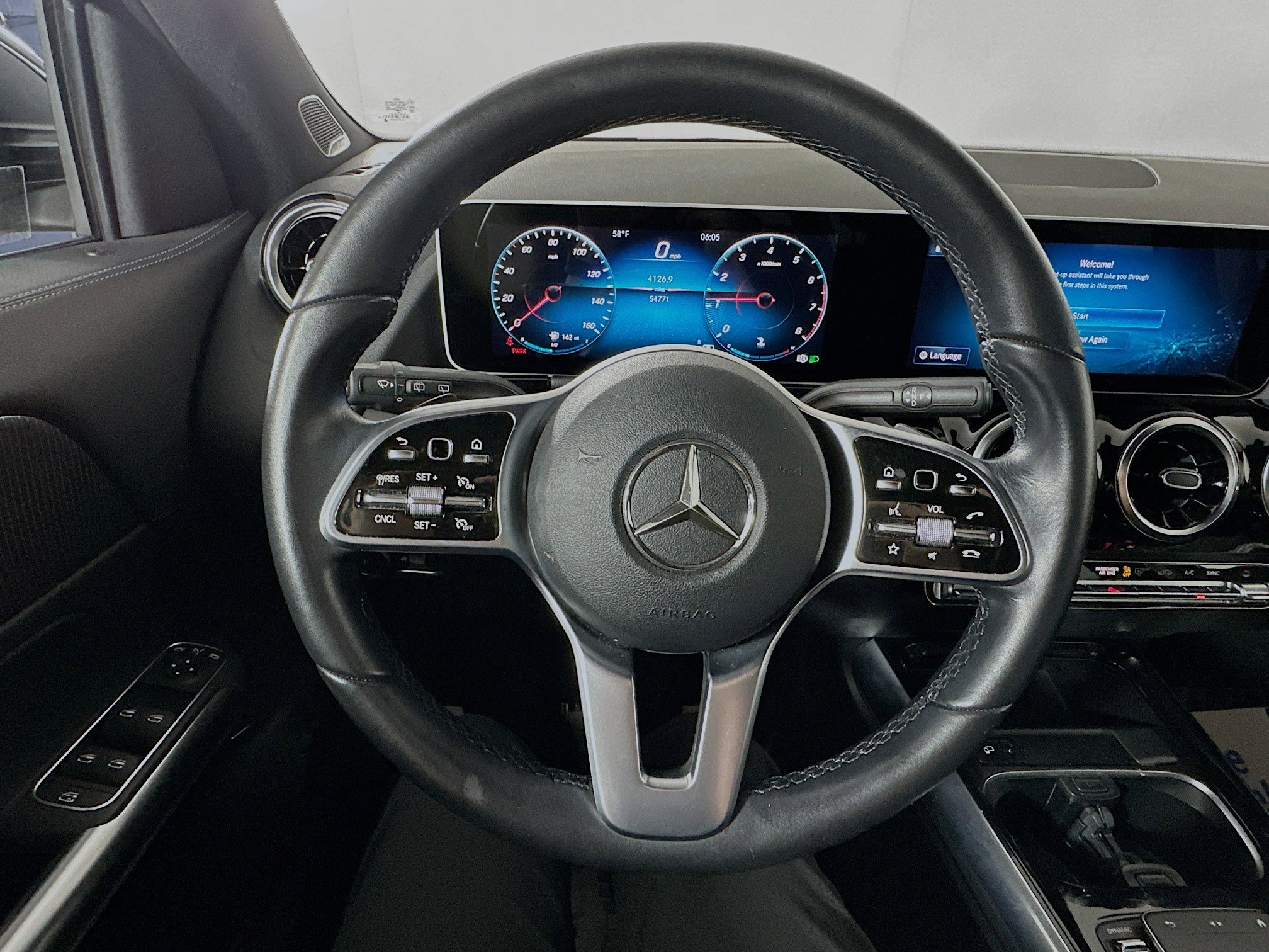 Used 2021 Mercedes-Benz GLA 250 4MATIC image 11