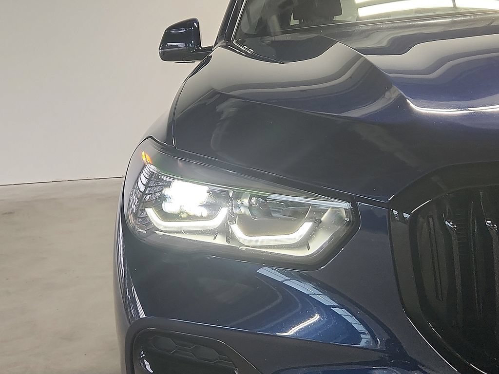 Used 2022 BMW X5 M50i AWD/4WD image 9