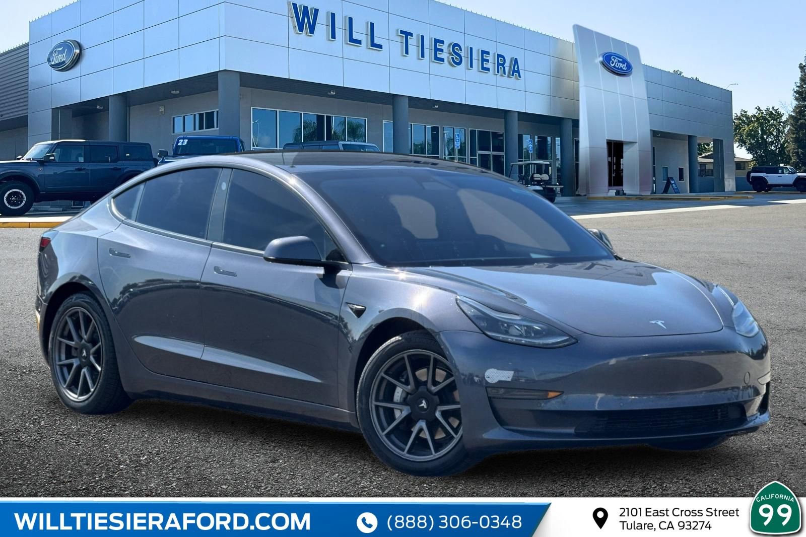 Used 2021 Tesla Model 3 Standard Range Plus image 1