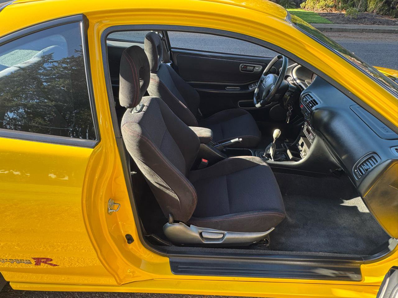 Used 2000 Acura Integra Type R image 12