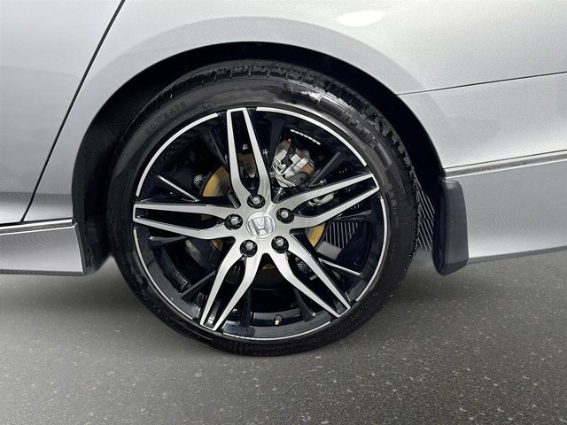 Used 2022 Honda Accord Touring image 32