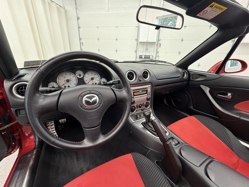 Used 2004 MAZDA MX-5 Miata MAZDASPEED RWD image 11
