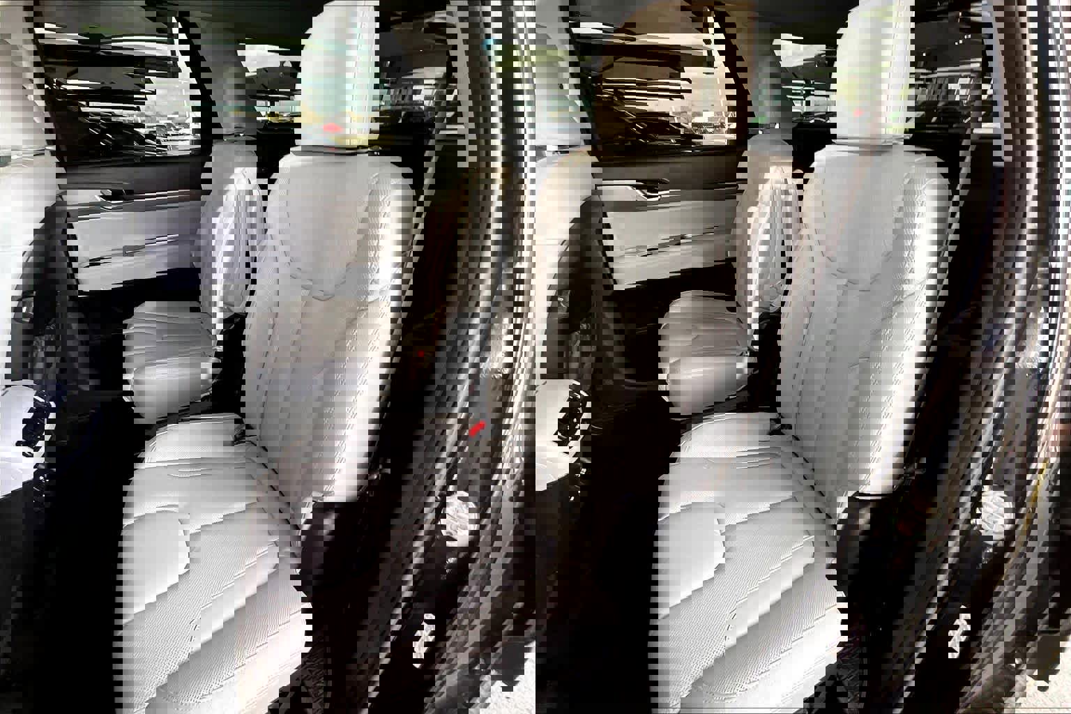 Used 2021 Hyundai Palisade SEL w/ Premium Package image 21