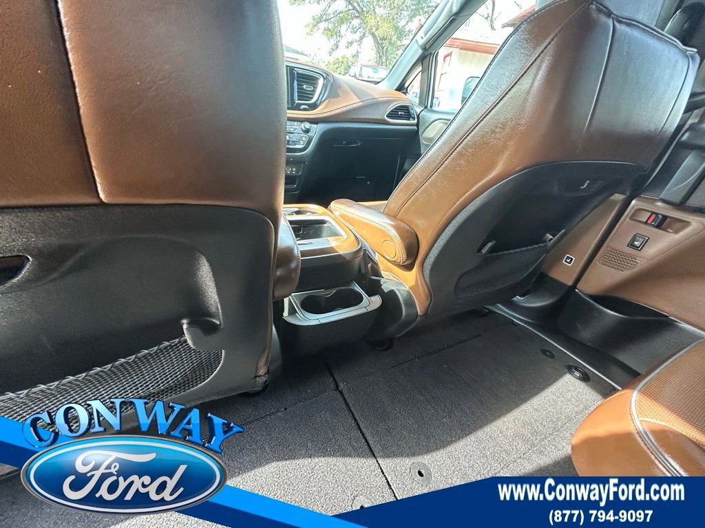 Used 2020 Chrysler Pacifica Limited image 20