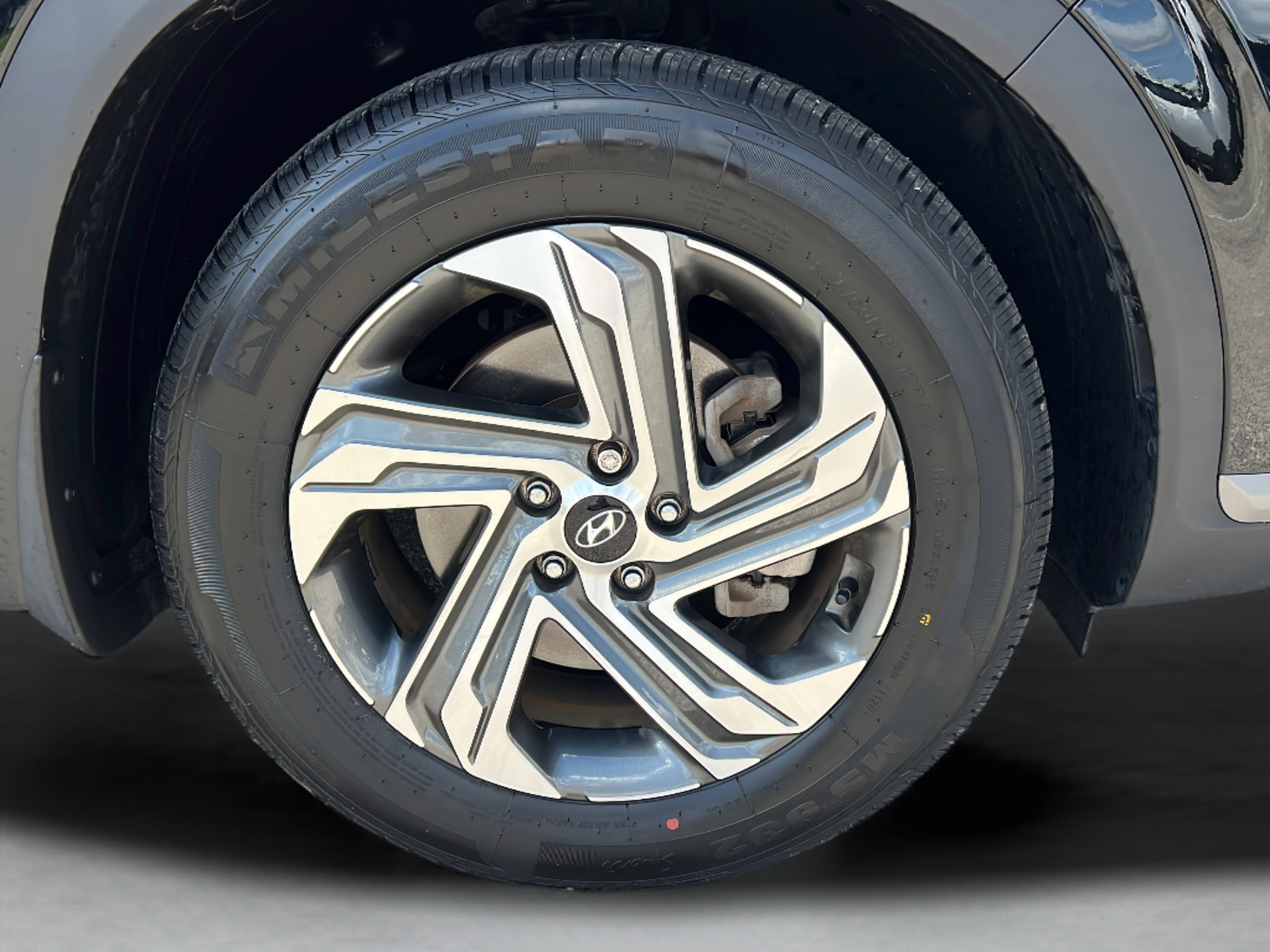Certified 2023 Hyundai Santa Fe SEL FWD image 26