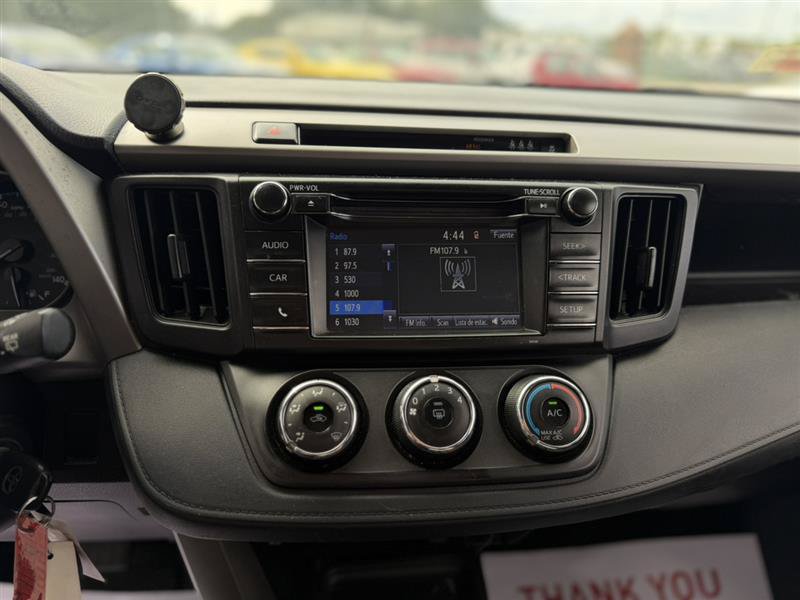 Used 2017 Toyota RAV4 LE w/ Carpet Mat Package AWD/4WD image 13