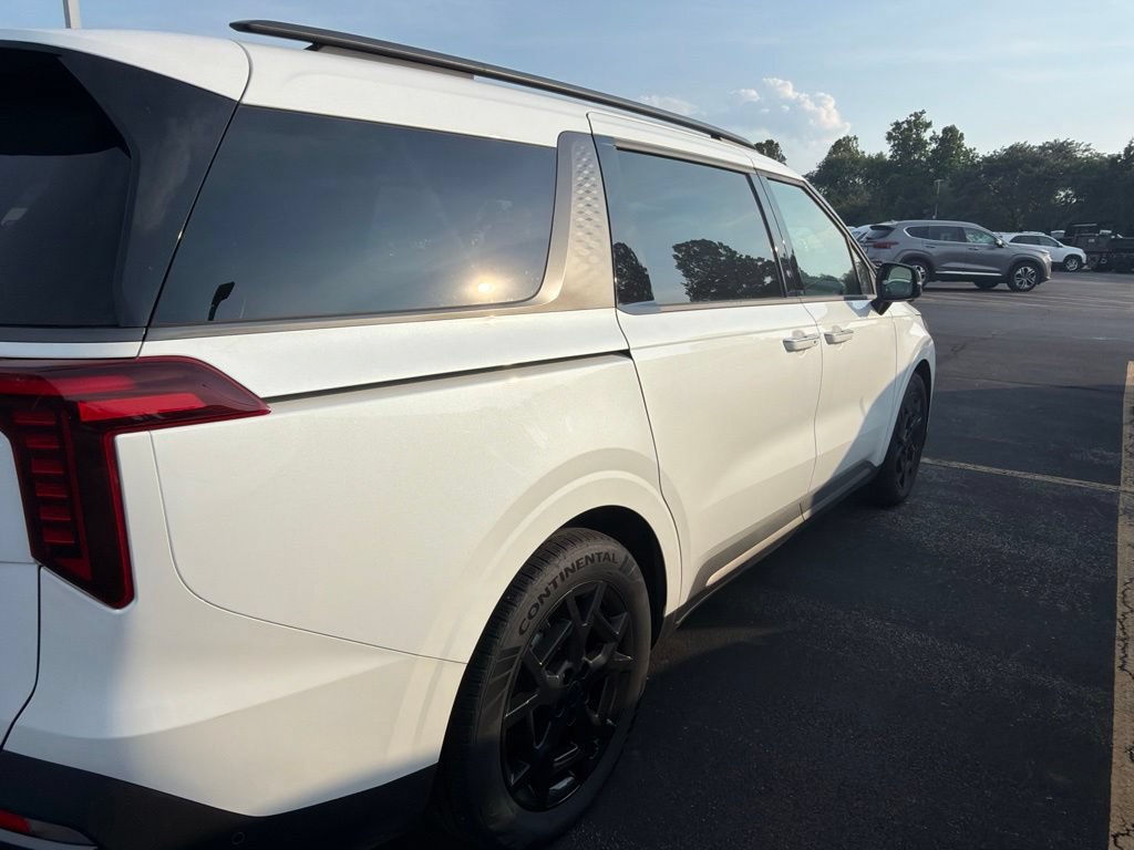 Used 2025 Kia Carnival SX Prestige FWD image 7