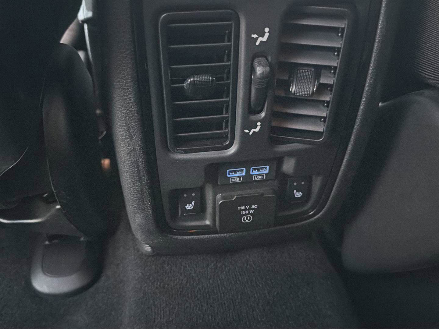 Used 2024 Dodge Durango GT image 15