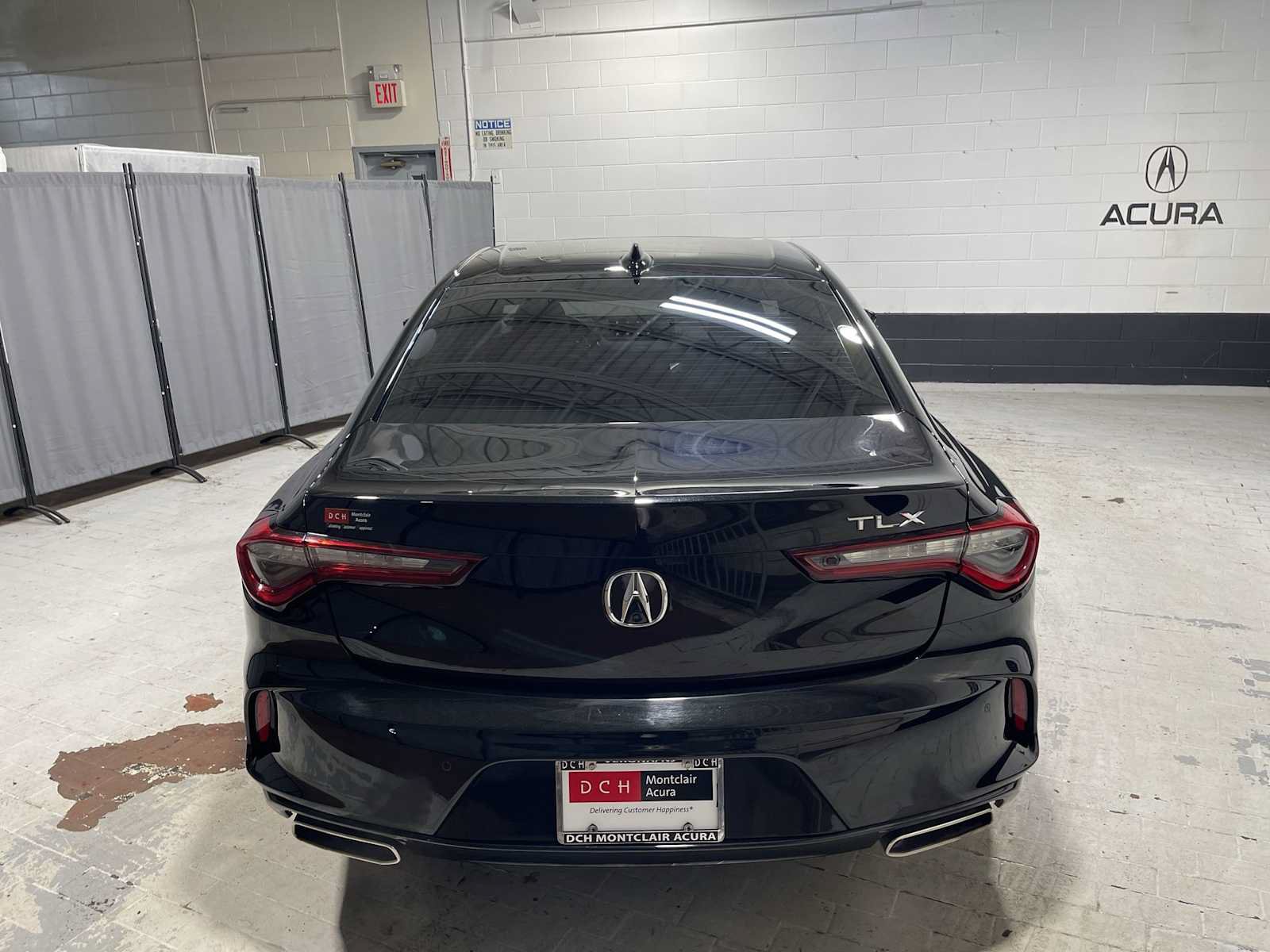 Certified 2024 Acura TLX w/ Technology Package FWD image 5