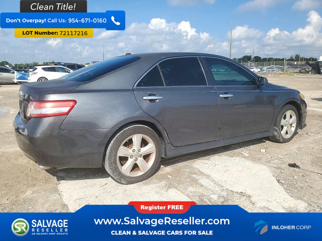 Used 2011 Toyota Camry SE FWD image 4