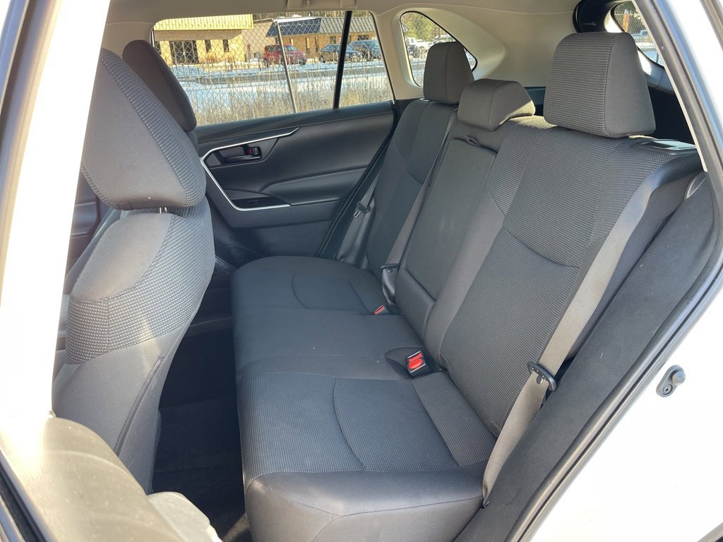 Used 2024 Toyota RAV4 LE image 19