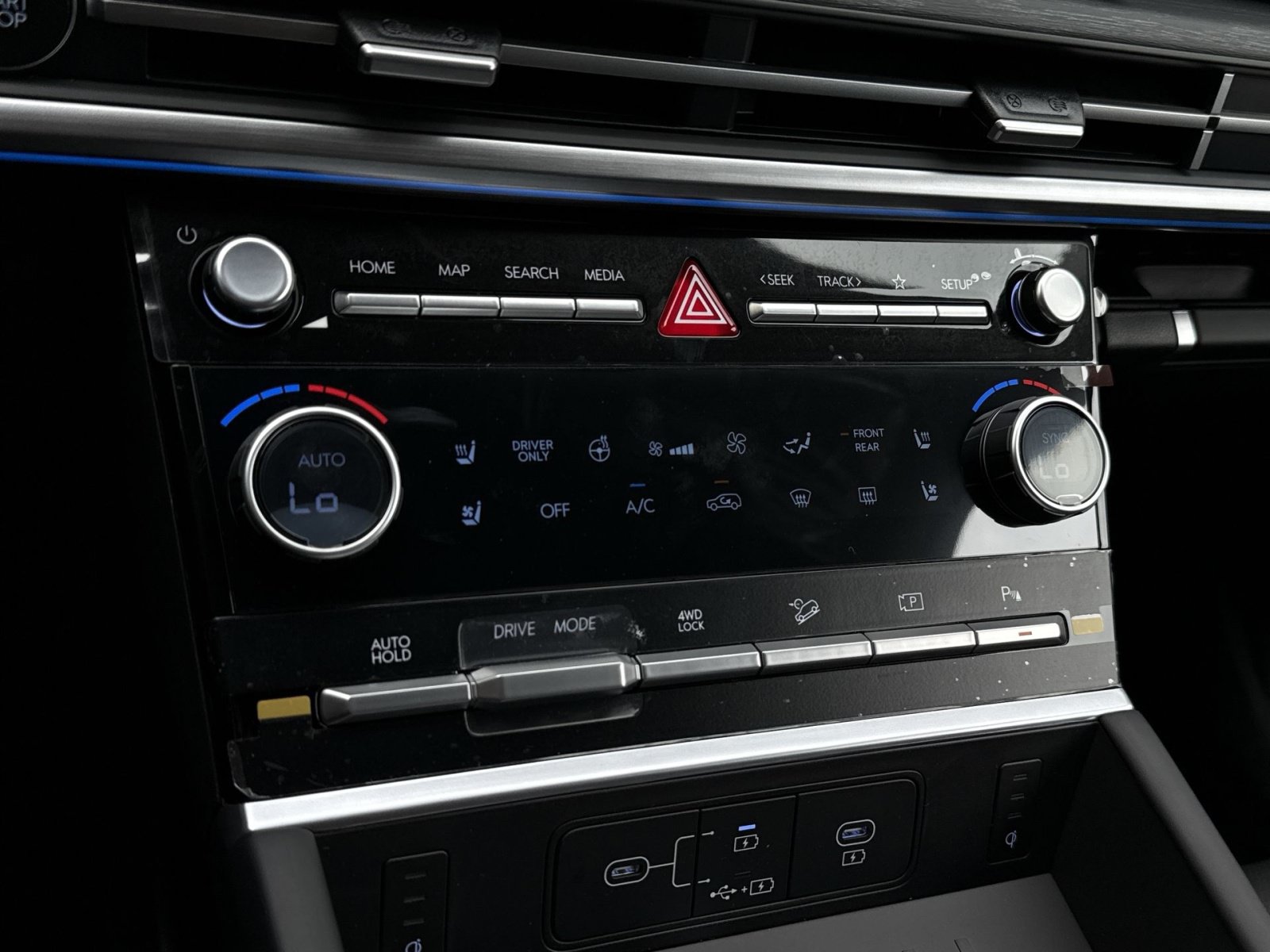 New 2027 Hyundai Santa Fe Limited AWD/4WD image 21
