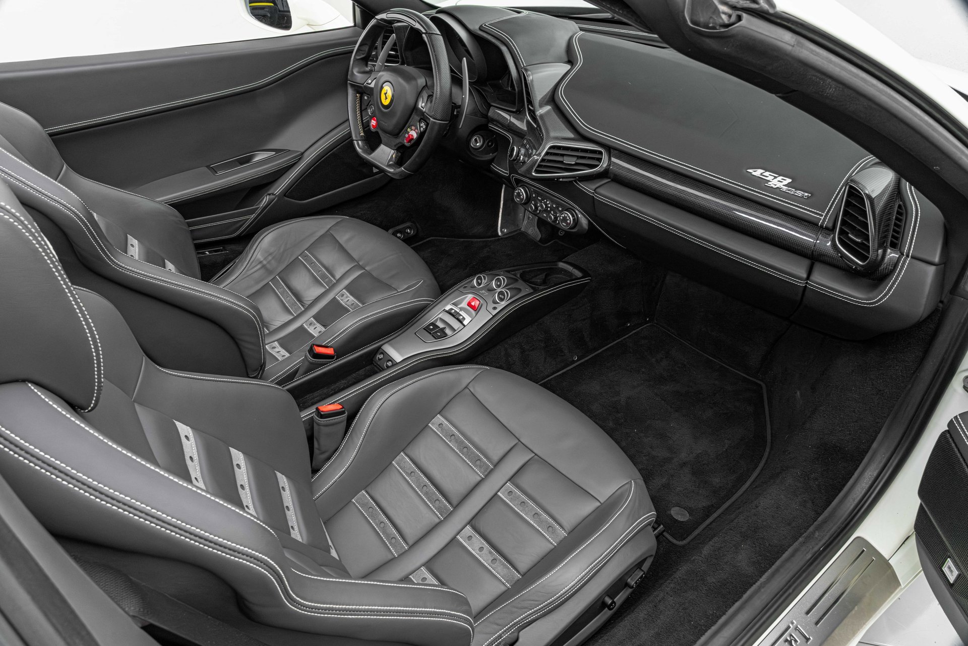 Certified 2014 Ferrari 458 Spider image 34