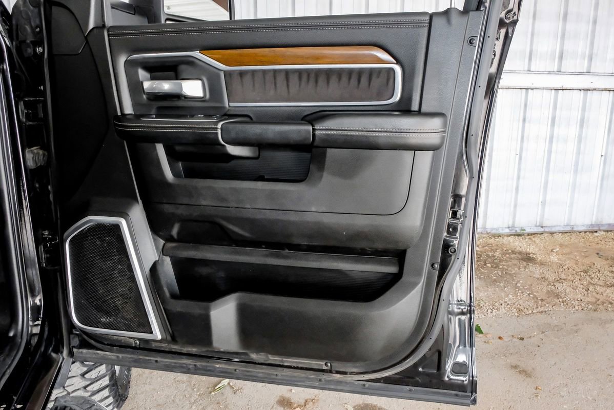 Used 2023 RAM 3500 Laramie AWD/4WD image 46