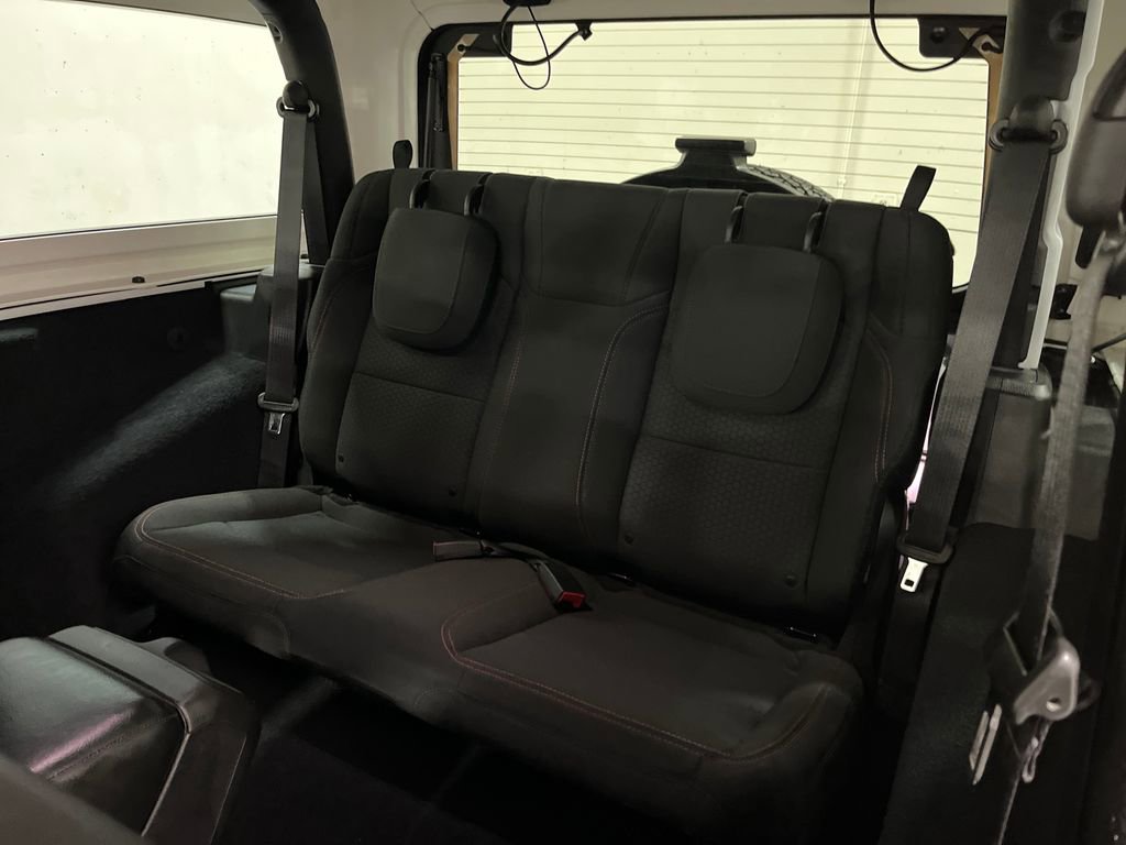 Used 2018 Jeep Wrangler Rubicon w/ Steel Bumper Group image 41