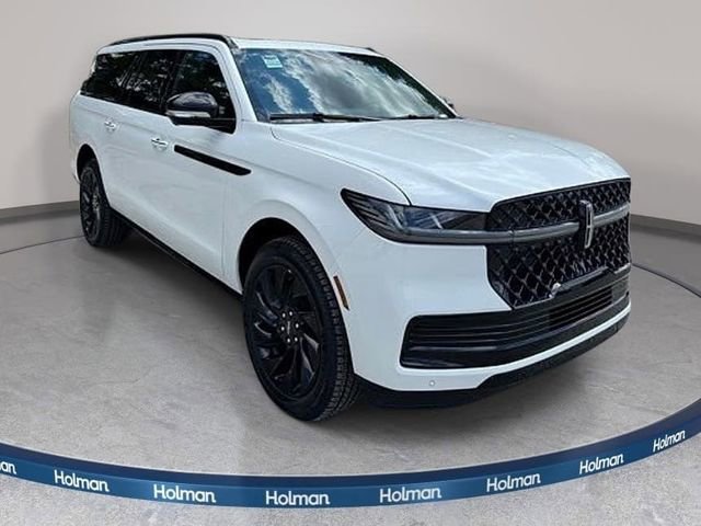New 2026 Lincoln Navigator L Reserve w/ Jet Appearance Package AWD/4WD image 3