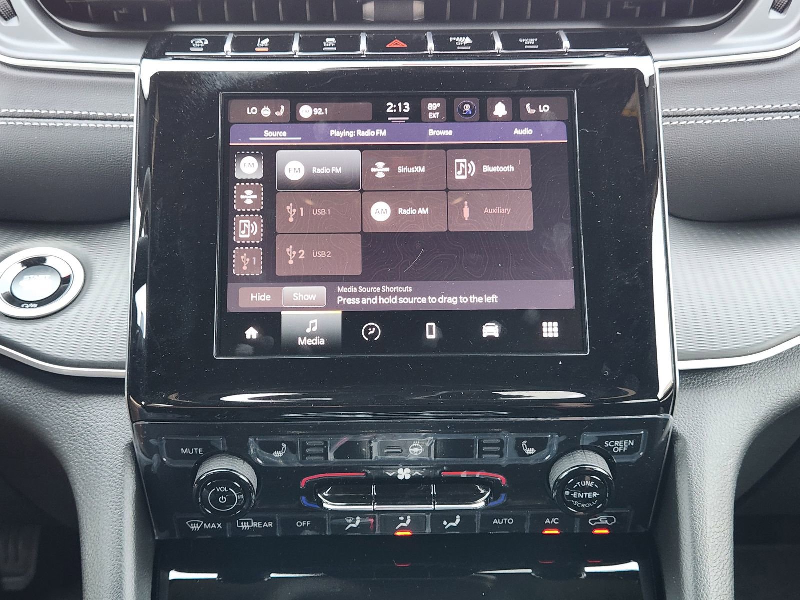 New 2025 Jeep Grand Cherokee L Altitude image 13