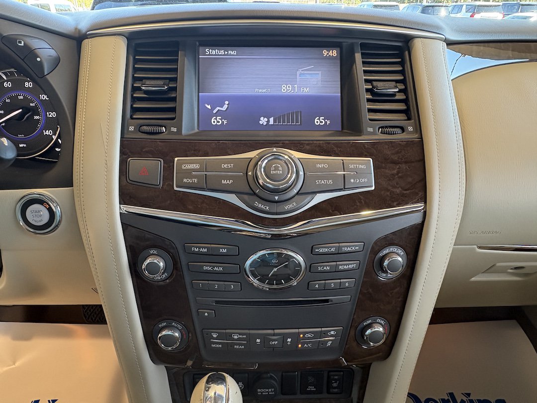 Used 2016 INFINITI QX80 4WD w/ 22" Wheel Package image 17