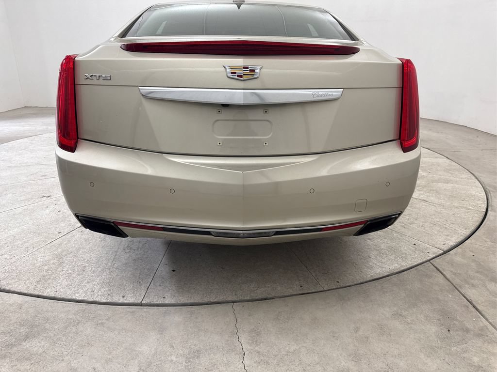 Used 2016 Cadillac XTS Luxury FWD image 24