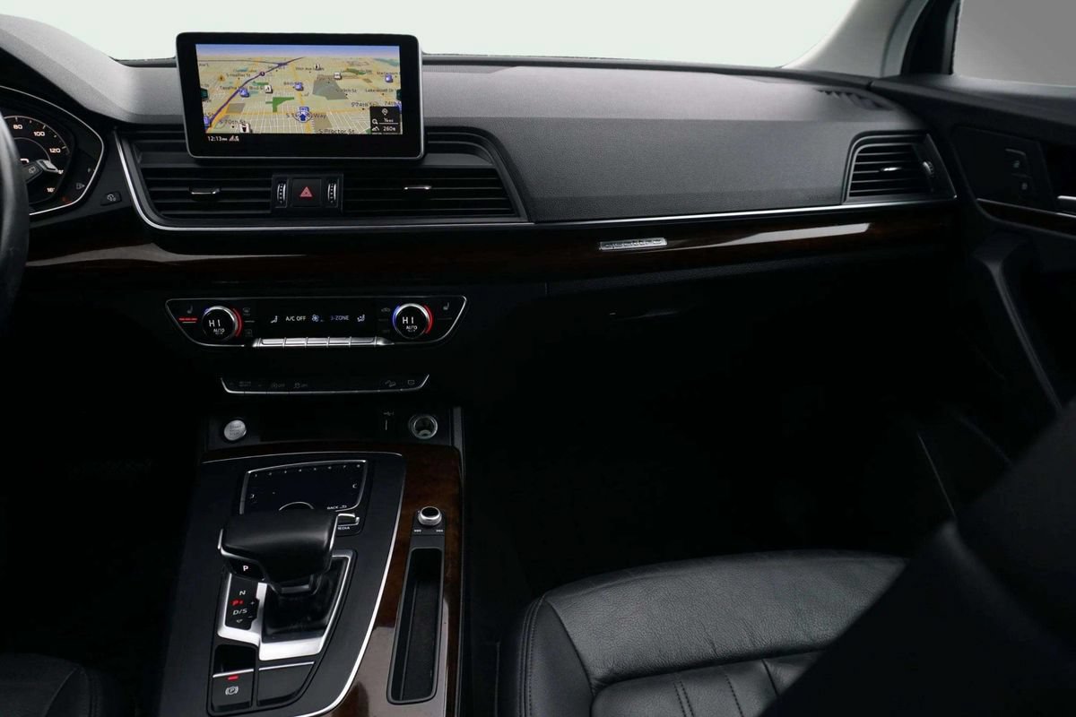 Used 2018 Audi Q5 2.0T Premium AWD/4WD image 26
