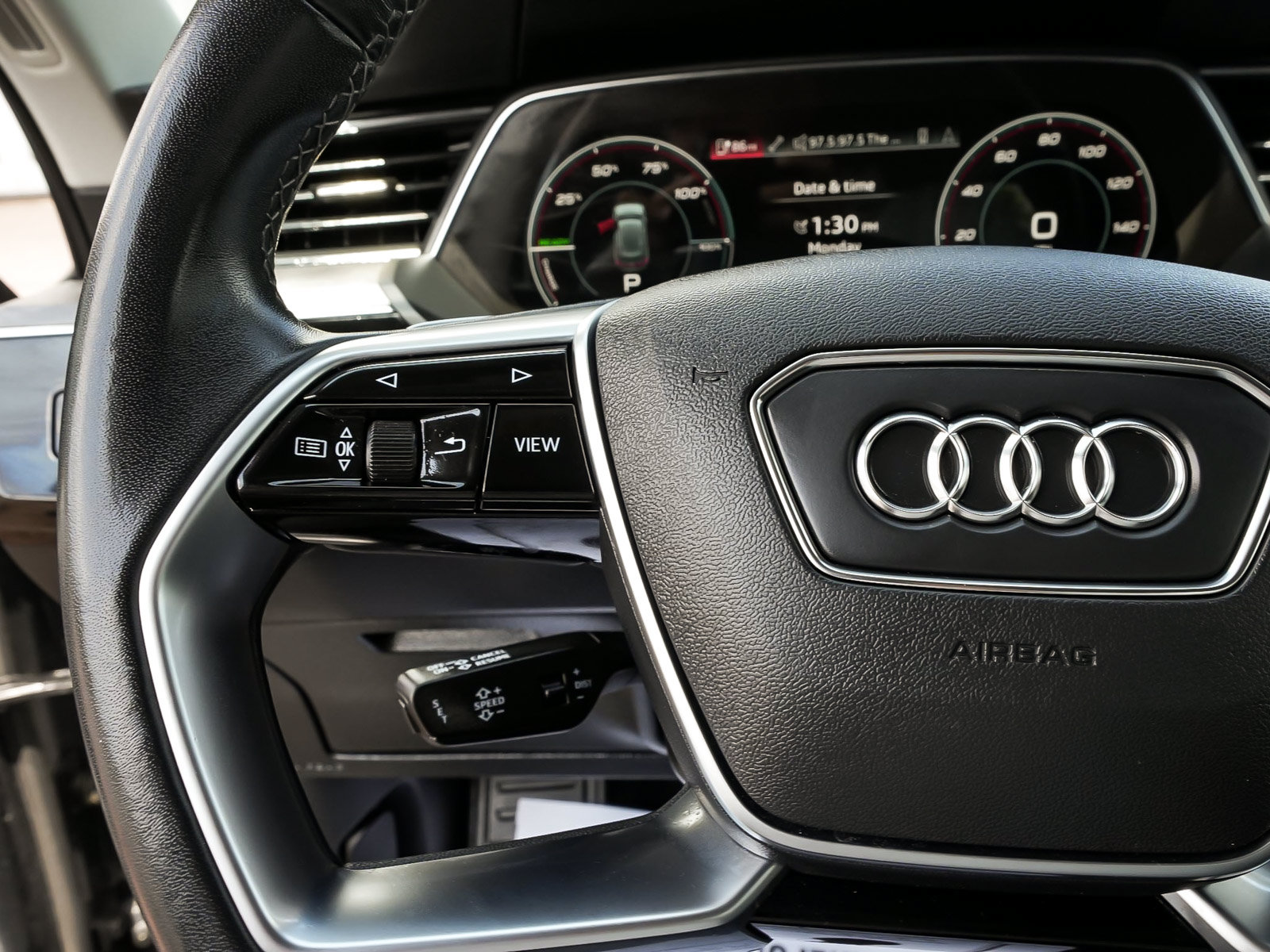Used 2024 Audi Q8 e-tron Premium Plus w/ Premium Plus Package AWD/4WD image 20