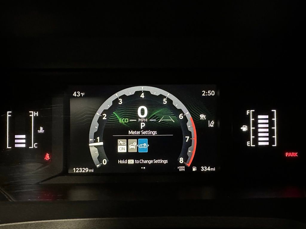 Used 2025 Toyota 4Runner SR5 image 23