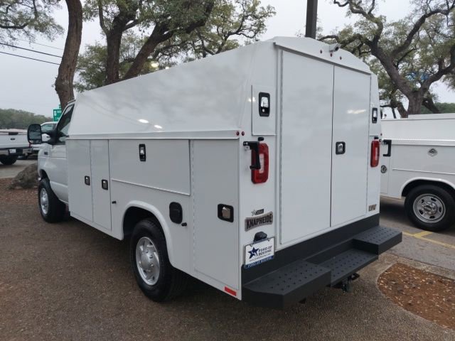 New 2026 Ford E-350 and Econoline 350 Super Duty w/ Power Equipment Group RWD image 2