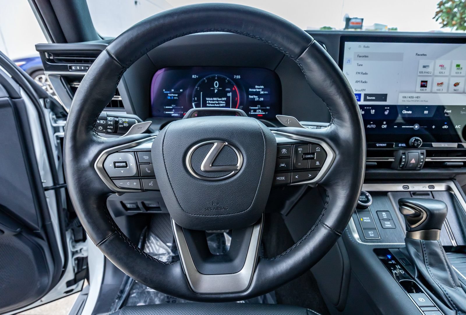 Used 2024 Lexus GX 550 w/ Accessory Package (Z1) AWD/4WD image 19
