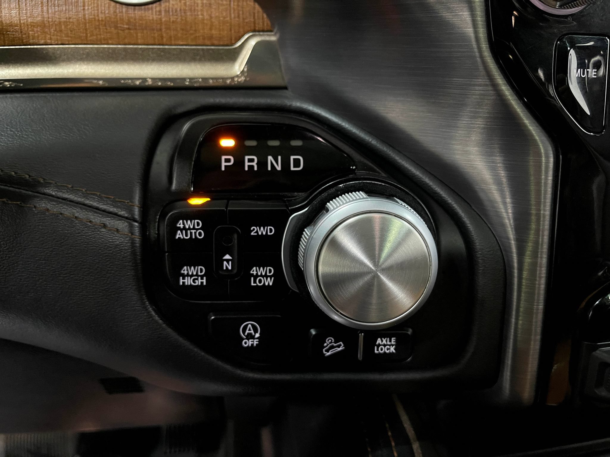 Used 2020 RAM 1500 Limited AWD/4WD image 28