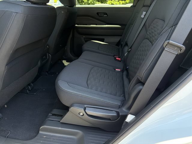 New 2025 Nissan Pathfinder SV FWD image 20